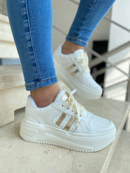 Tenis kai
