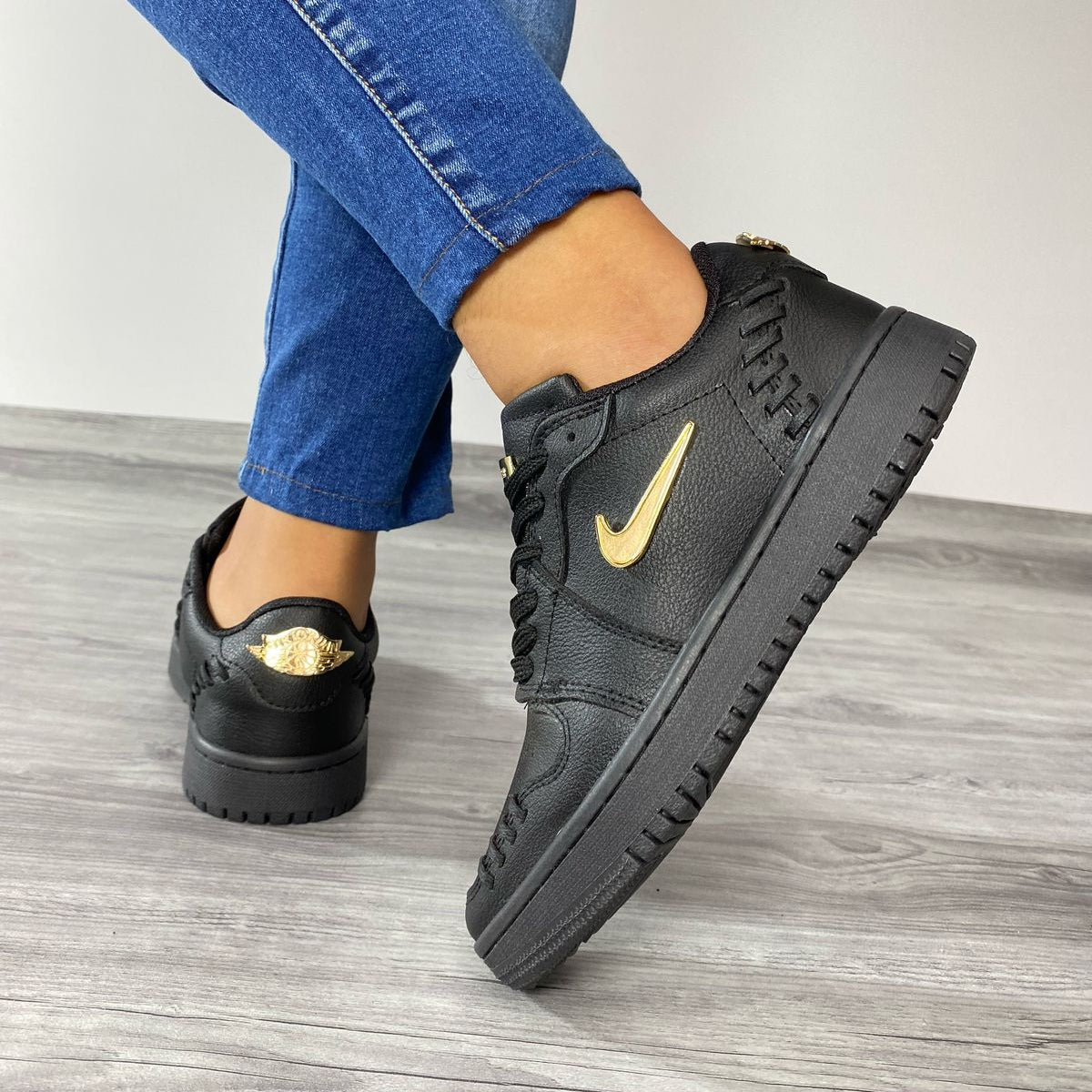Tenis Jordan 1 low